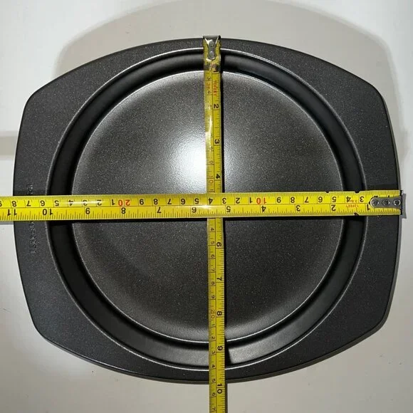 KitchenAid 3-Piece Bakeware Set | Baking Sheet, Cake Pan & Loaf Pan - Picture 11 of 16